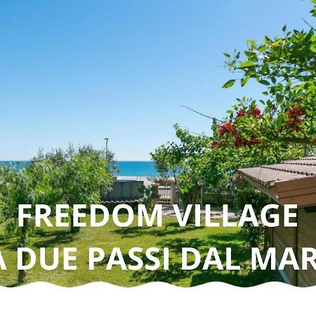 سوفيراتو مارينا Freedom Village المظهر الخارجي الصورة